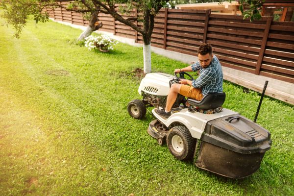 Cost of Industrial Lawn Mowing in Ringgold